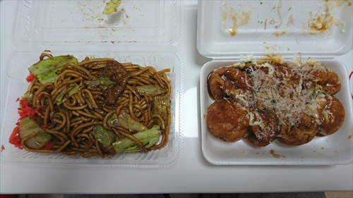 18日・大阪2日目はたこ焼きと焼きそば！